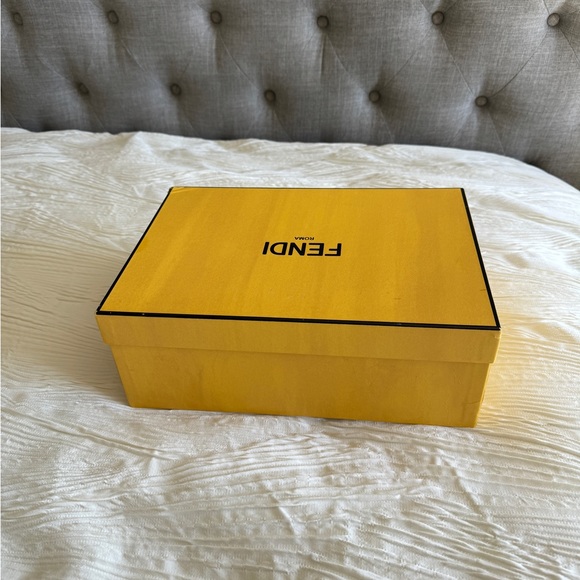Fendi Shoe Box that you can use for decoration or social media content - Picture 4 of 7